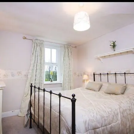 منزل ريفي Cowperthwaite Farm *